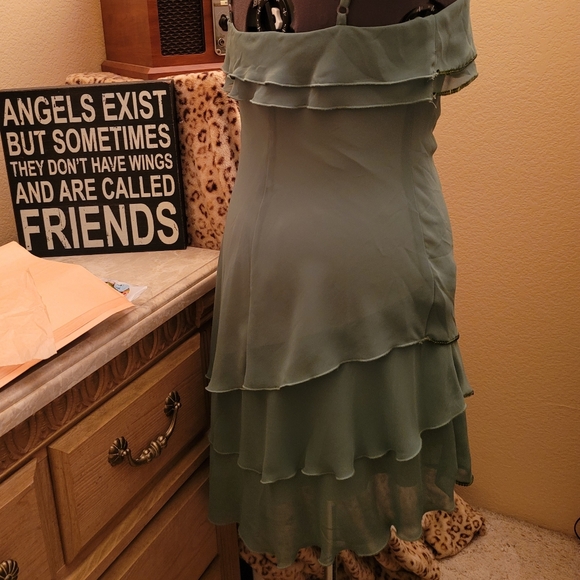 Green Asymmetrical Sequin Layered Dress Junior 9 - Picture 4 of 8